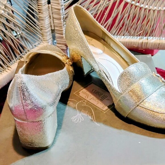Bandolino metallic gold loafers size 7 New! **Read - Picture 7 of 12